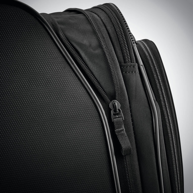 American Tourister® Zoom Turbo 20" Spinner Carry-On Gemline