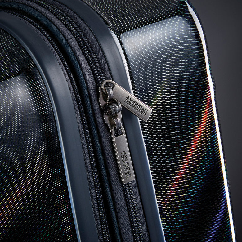 American Tourister® Moonlight 21" Carry-on Spinner Gemline