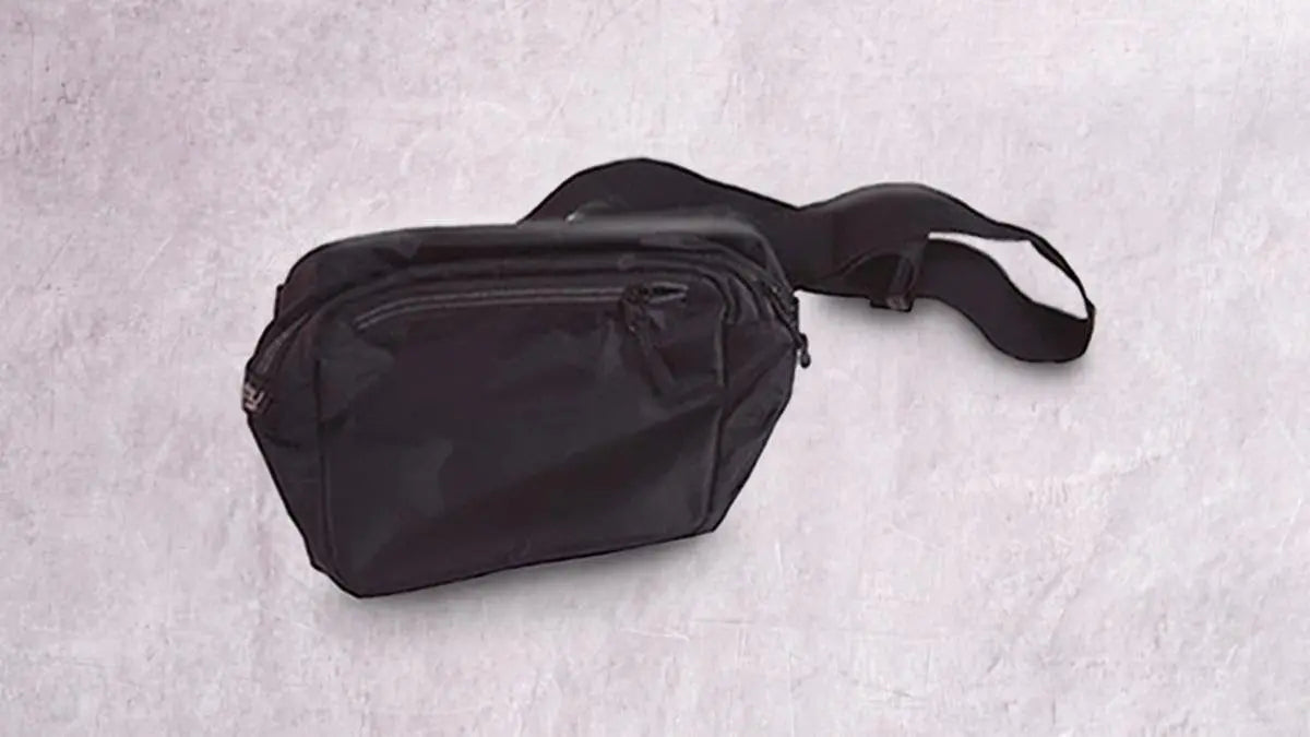 B7015 Travel Sling Pack